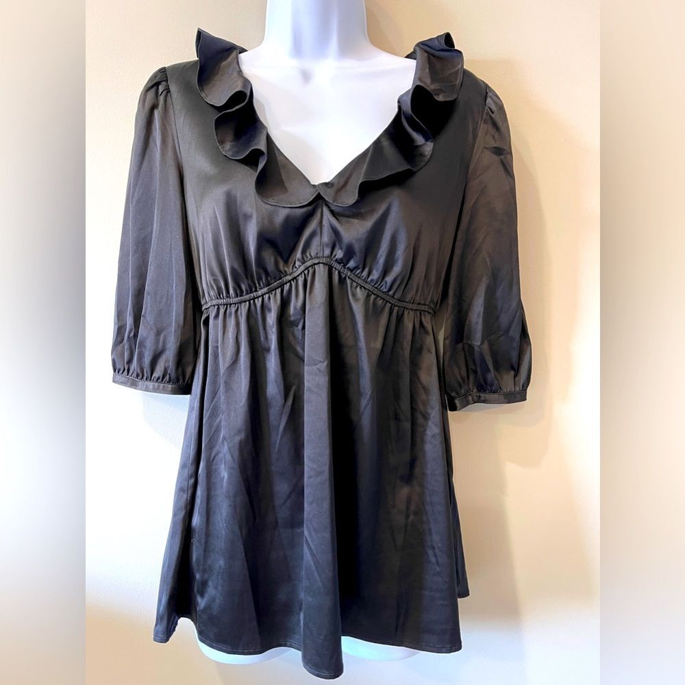 Express Design Studio Black Ruffle Empire Waist Chemise Tunic Blouse Sz Small